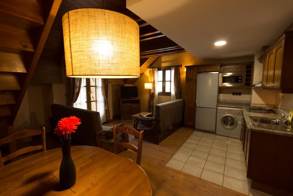 Apartamentos Casa Lavedan Tramacastilla de Tena Kültér fotó
