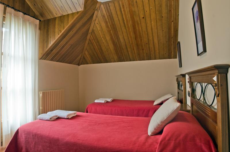 Apartamentos Casa Lavedan Tramacastilla de Tena Kültér fotó