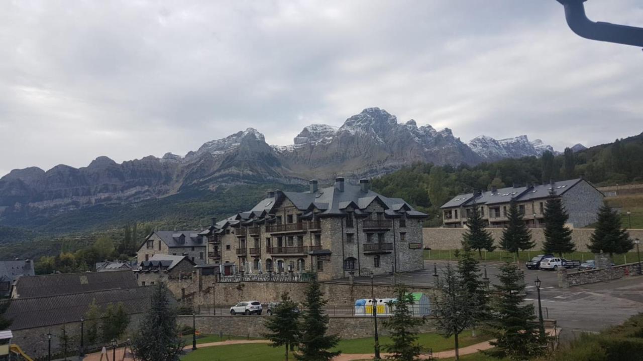 Apartamentos Casa Lavedan Tramacastilla de Tena Kültér fotó