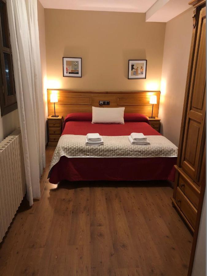 Apartamentos Casa Lavedan Tramacastilla de Tena Kültér fotó