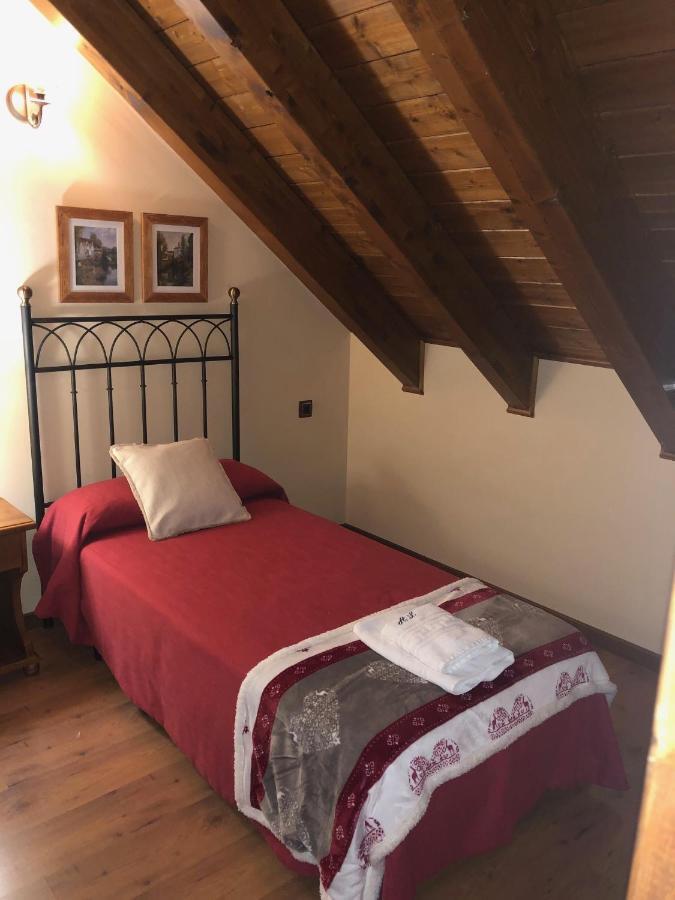 Apartamentos Casa Lavedan Tramacastilla de Tena Kültér fotó